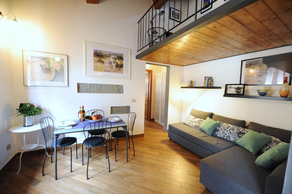 Acacia Apartments Salvia-Rosmarino Firenze Bagian luar foto