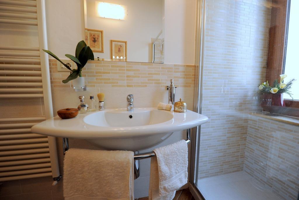 Acacia Apartments Salvia-Rosmarino Firenze Bagian luar foto