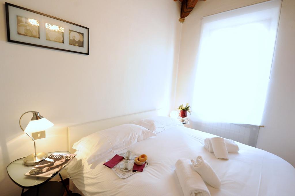 Acacia Apartments Salvia-Rosmarino Firenze Bagian luar foto