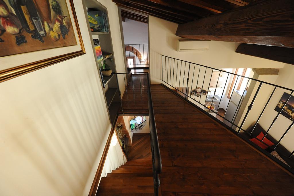 Acacia Apartments Salvia-Rosmarino Firenze Bagian luar foto