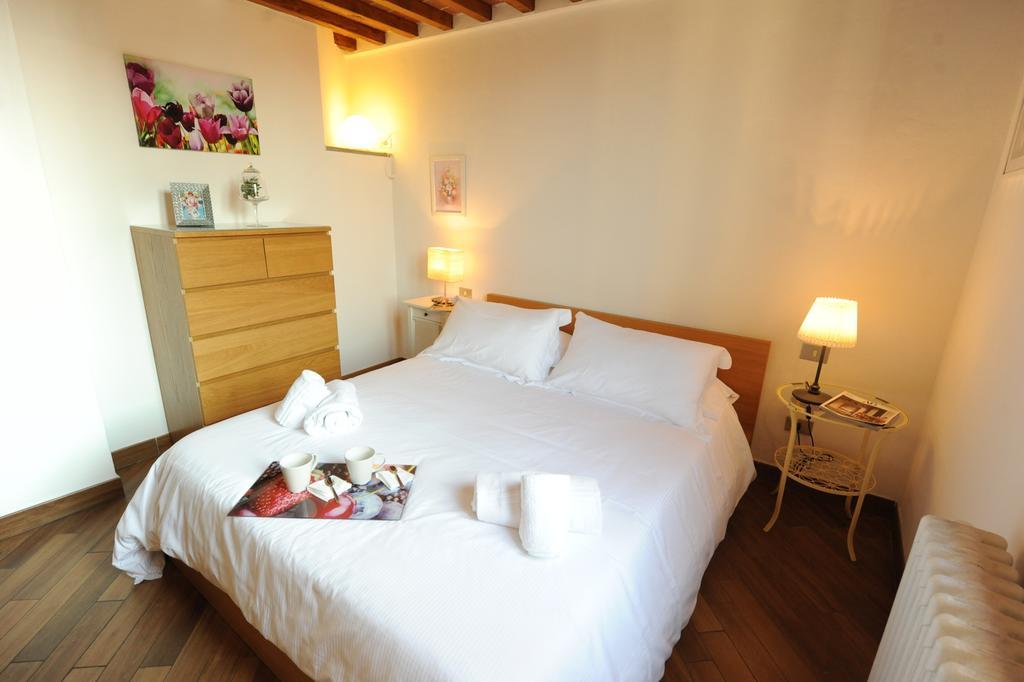 Acacia Apartments Salvia-Rosmarino Firenze Bagian luar foto